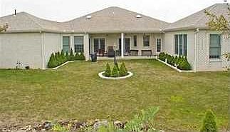 5th image of 204 E Alexander Ct
