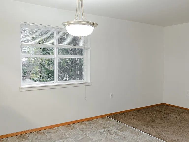 3x1.5 Dining Room
