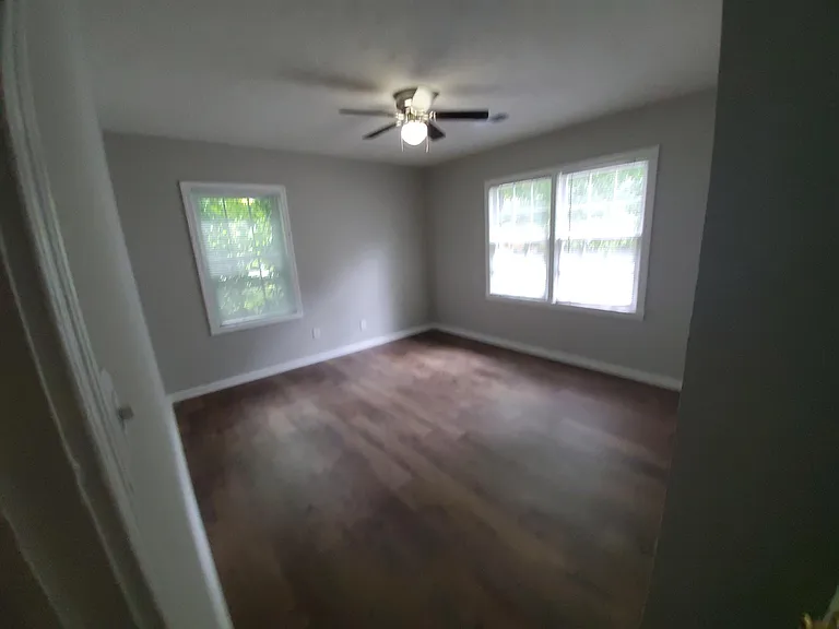 576 San Fernando Dr SE — Photo 17