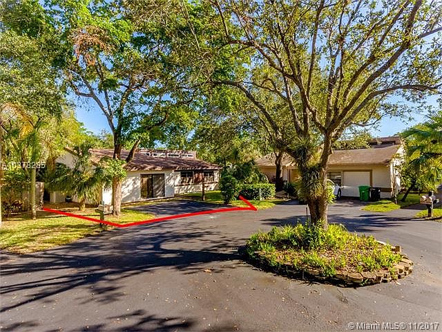 1st image of 9043 SW 78th Pl