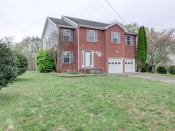 2nd image of 1304 Sunfield Dr
