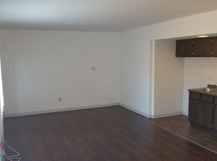 2200 Scoville Ave, Berwyn, IL 60402