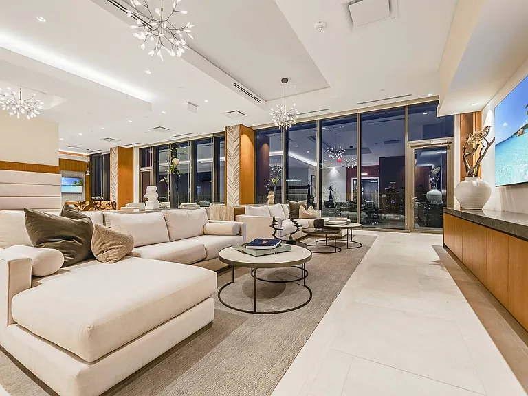 Resident lounge