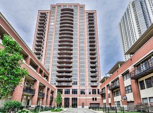 330 N Jefferson St APT 1607, Chicago, IL 60661