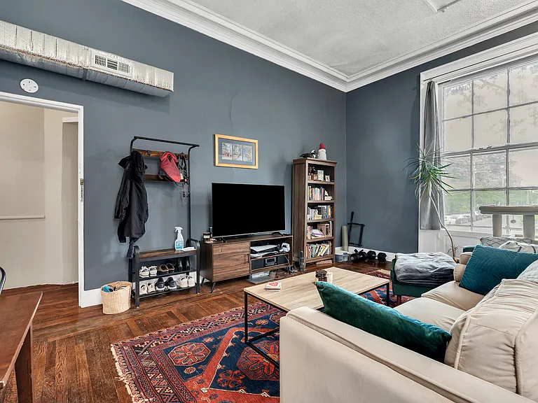 546 Chapel St #2 — Photo 10
