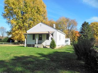 71 E Main St, Seville, OH 44273