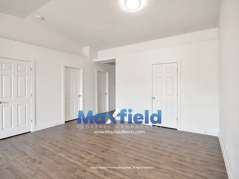 2737 E 750 N #3 — Photo 6