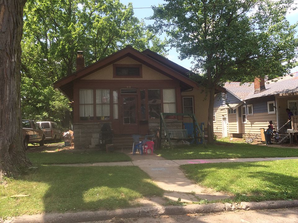 1st image of 512 N Independence Ave