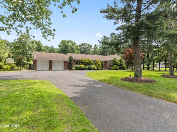 41 Van Brackle Road, Holmdel, NJ 07733