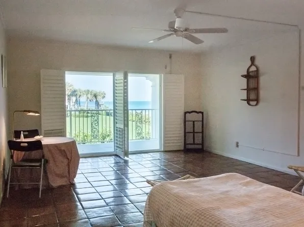 400 Beach Rd, Indian River Shores, FL 32963