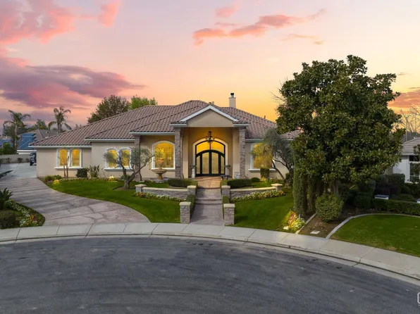 1700 Welshpool Ct, Bakersfield, CA 93311