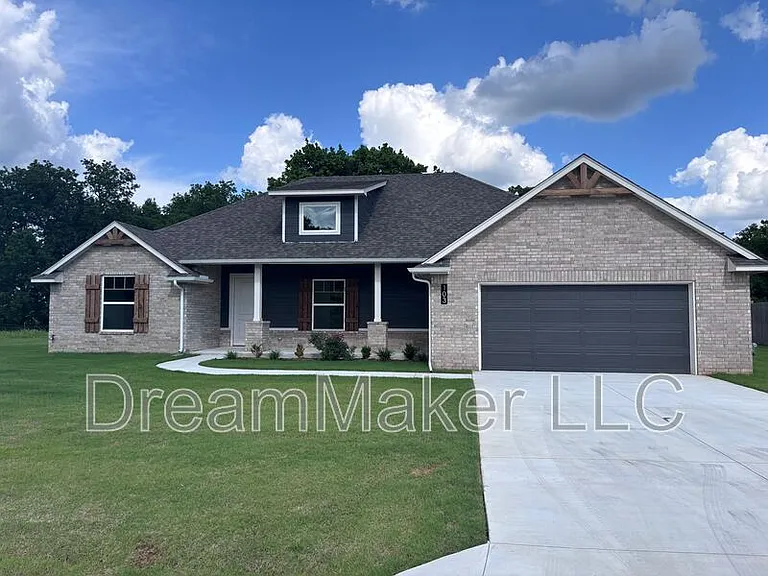 103 Trimble Dr — Photo 2