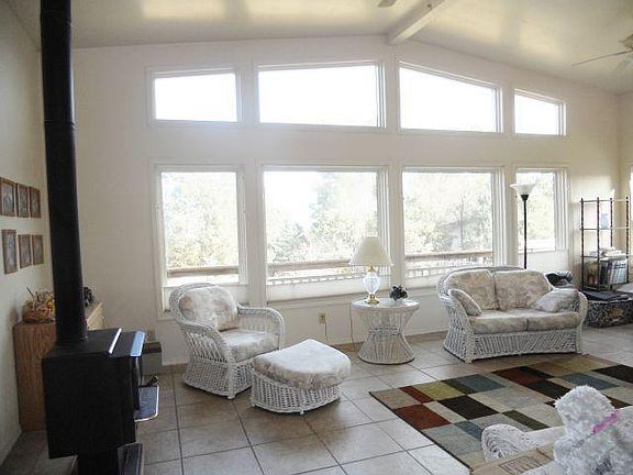 4th image of 121 La Vista Dr