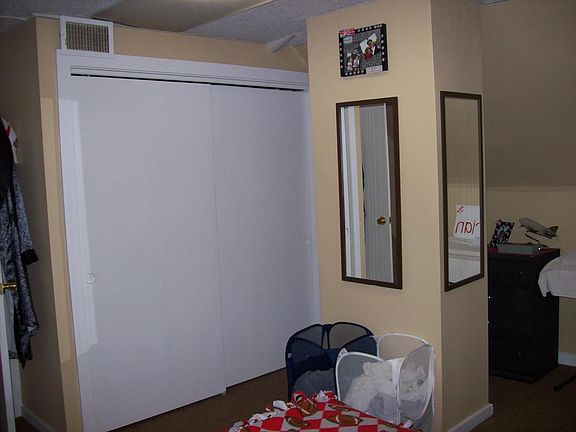 2nd image of 55 W Oakland Ave #2