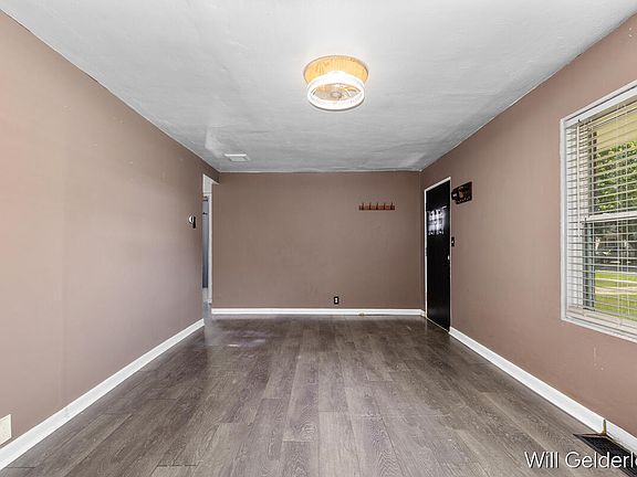 5th image of 485 Park St