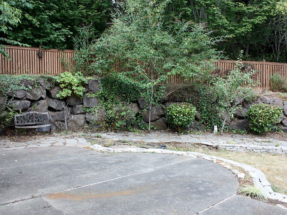 1st image of 17736 NE 108th Way