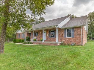 2222 Cherry Blossom Cir, Lebanon, MO 65536