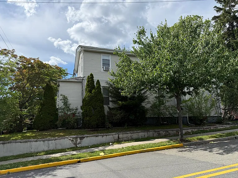 551 Hoboken Rd #1 — Photo 3