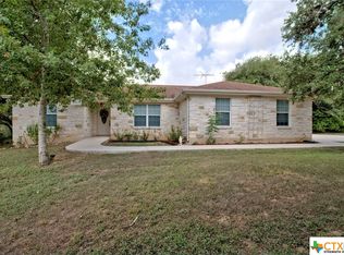 221 Hunter Rdg, San Marcos, TX 78666