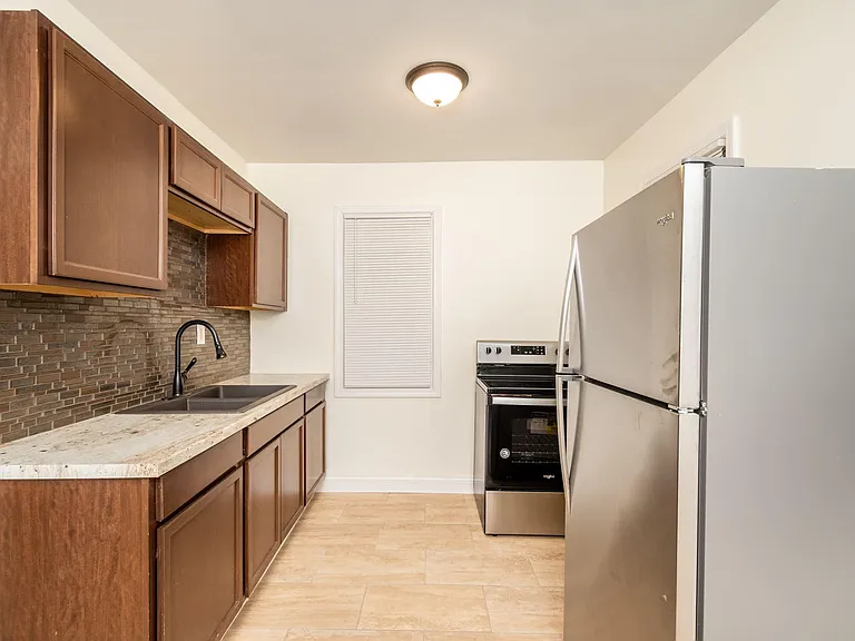 9360 E Forest Ave — Photo 9