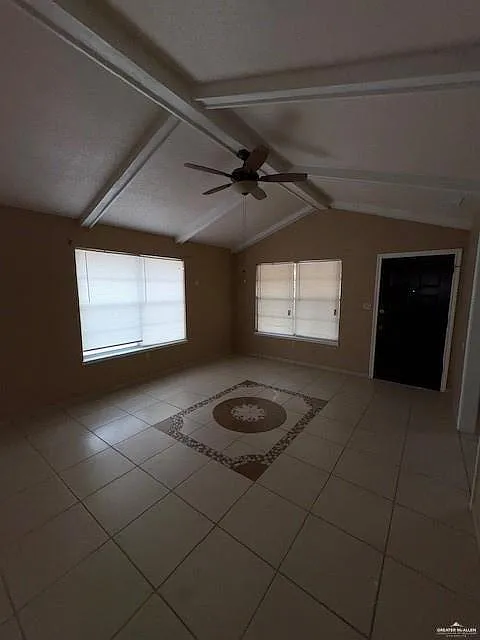 Building Photo - 1128 N Los Ebanos Rd