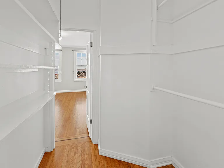 1700 Broadway Street — Photo 11