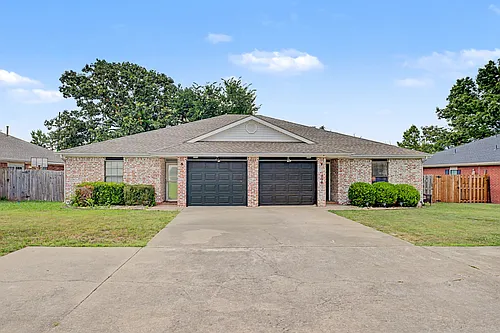 49 Holly Dr #B Photo 1 49 Holly Dr #B Photo 1