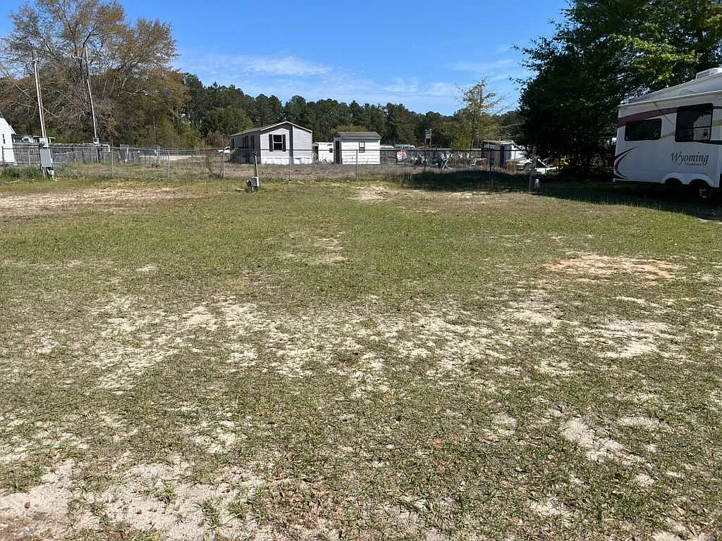 Studio, 700 sqft, $550 — Photo 4