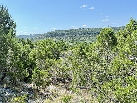 3rd image of 136 Spring Hollow Dr