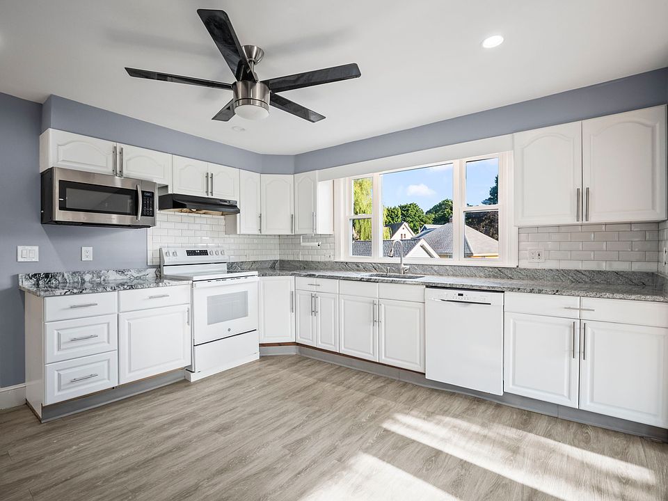 1st image of 150 Woburn St #2