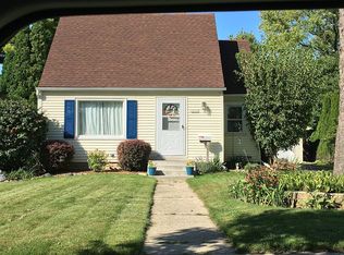 10532 W Everett Cir, West Allis, WI 53214