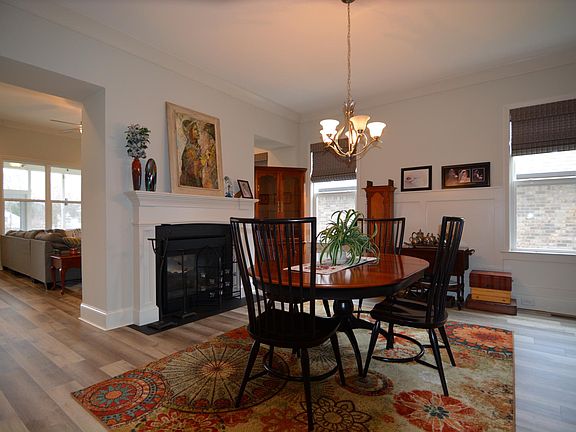 3rd image of 342 River Bluff Dr