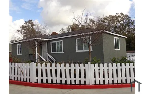 408 Palm Ave Photo 1