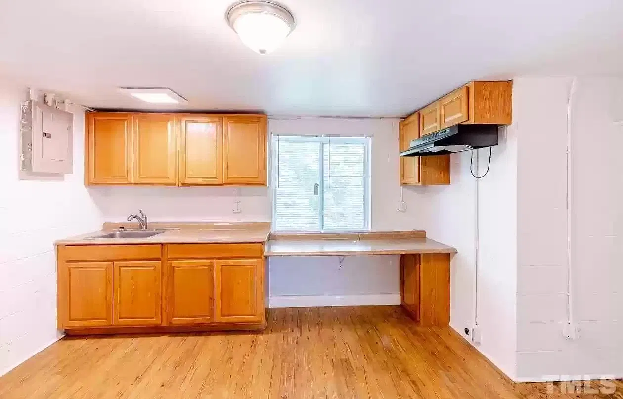 1 bed, 600 sqft, $950 — Photo 2