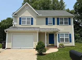 225 Braeburn Dr, Winston Salem, NC 27127