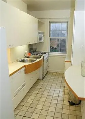 Sold by Mazzeo Real Estate | media 35