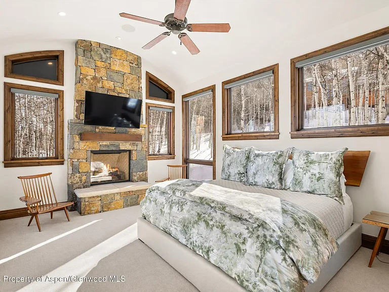 435 Faraway Rd — Photo 13
