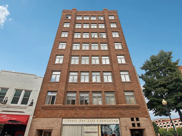 Historic Stolp Island Apartments — Photo 6