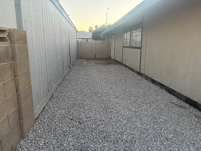 2031 San Simeon St — Photo 20