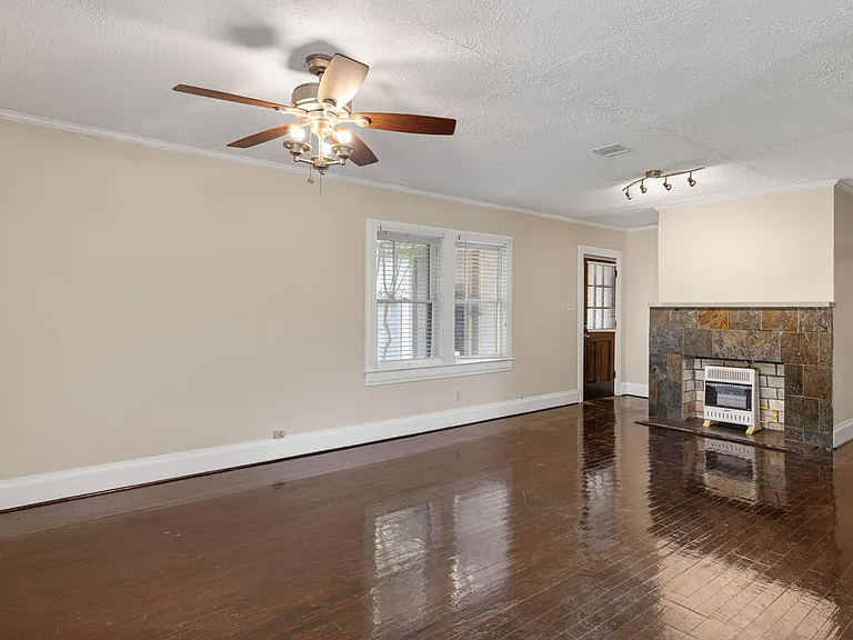 510 Wilson St — Photo 12