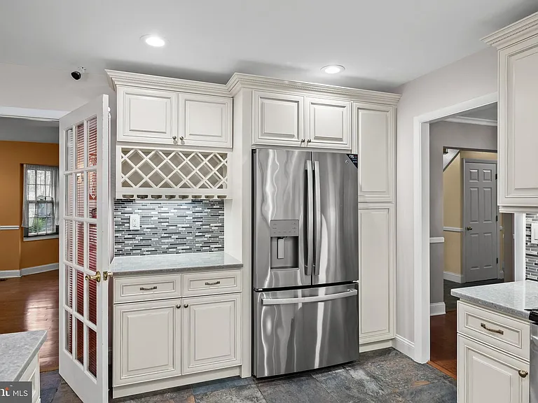 10 Traynor Ln — Photo 10