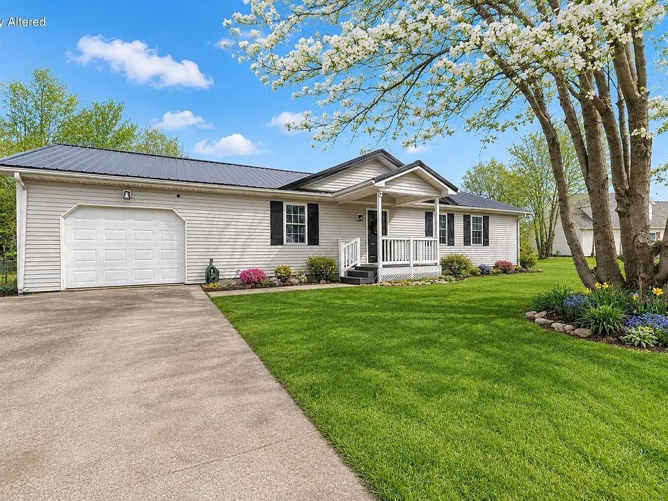 1st image of 216 Raintree Cir