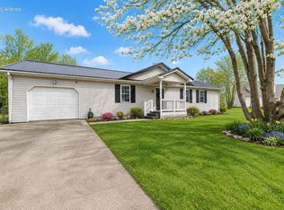 216 Raintree Cir, Stanford, KY 40484