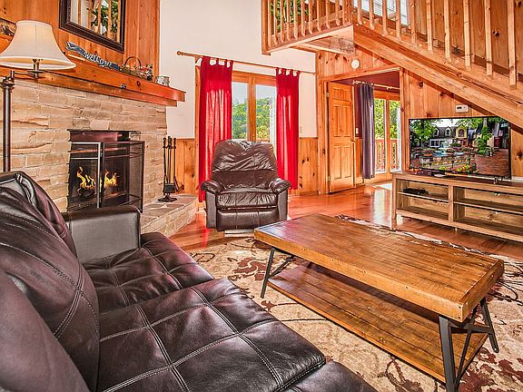 4th image of 1106 B J Belk Way