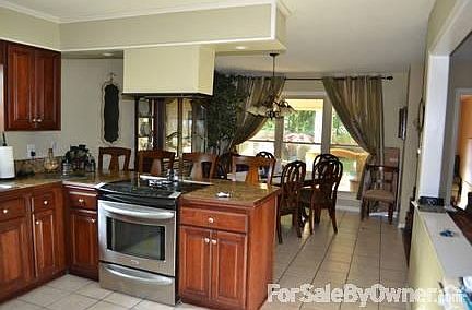 2nd image of 119 Brownlee Ave