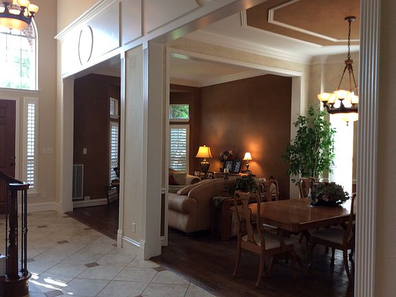 4th image of 908 Smallwood Ave