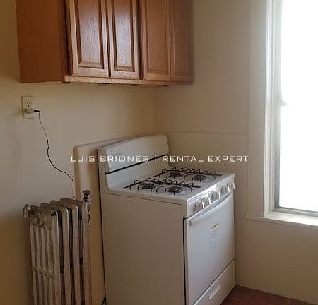 3rd image of 8630 98th St APT 4Q