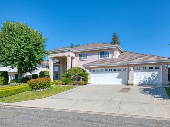 860 E Dartmouth Dr, Fresno, CA 93730