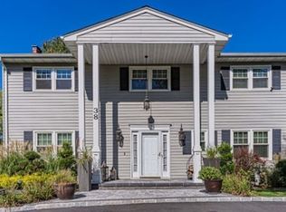 38 Winfield Dr, Parsippany, NJ 07054