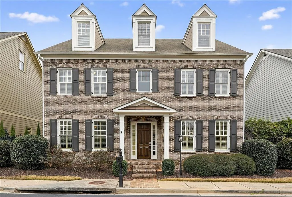 5 bed, 3.5 bath, 3287 sqft, $3,650 — Photo 1